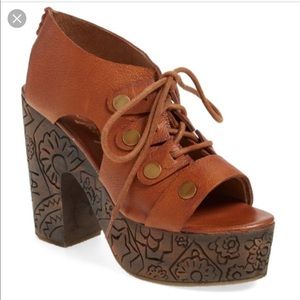 Free People Farrah platform clog sandals